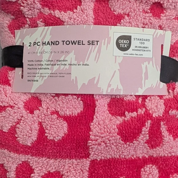 Betsey Johnson Pink Floral Hand Towel Set - Picture 5 of 8